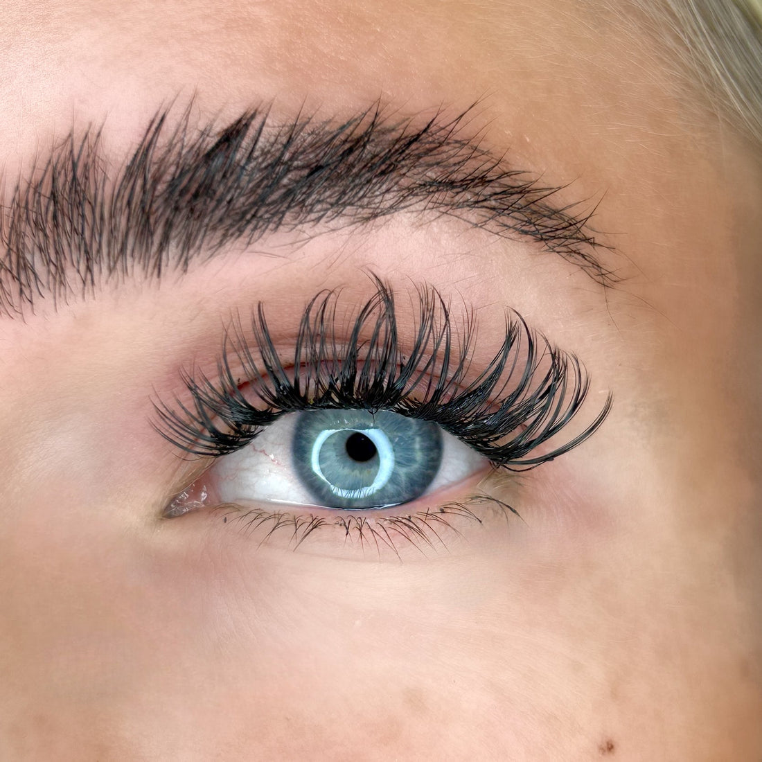 Miss Wispy Cluster Lashes - 77 Clusters Style 4 Double Wispies False Eyelashes One V Salon Style 4 - Double Wispies